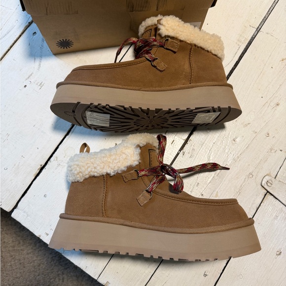 UGG Funkarra Cabin cuff - Picture 5 of 8